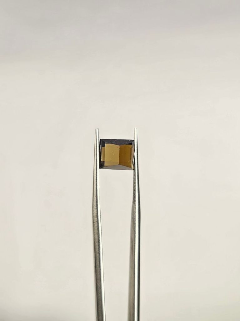 Dravite Tourmalin