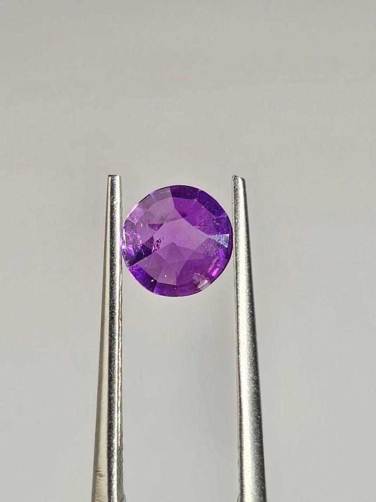 Natural Pinkish Purple Sapphire 0.80 carat